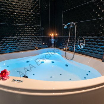 Privátní wellness s Jacuzzi vířivkou - foto č. 3